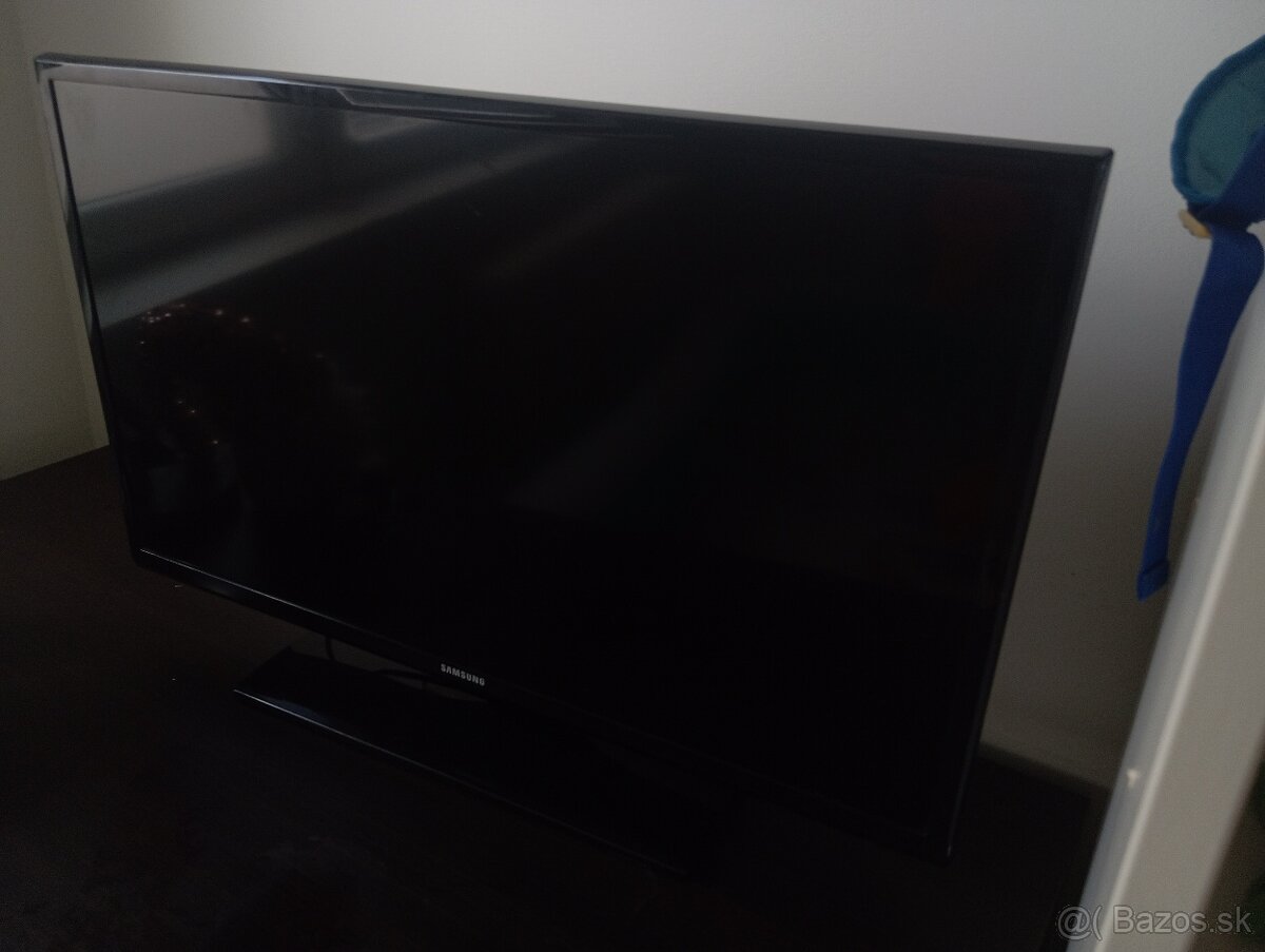 Televízor Samsung 80cm . Nemá wifi