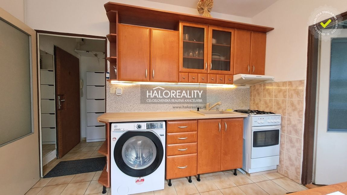 HALO reality - Predaj, jednoizbový byt Partizánske, Luhy - E