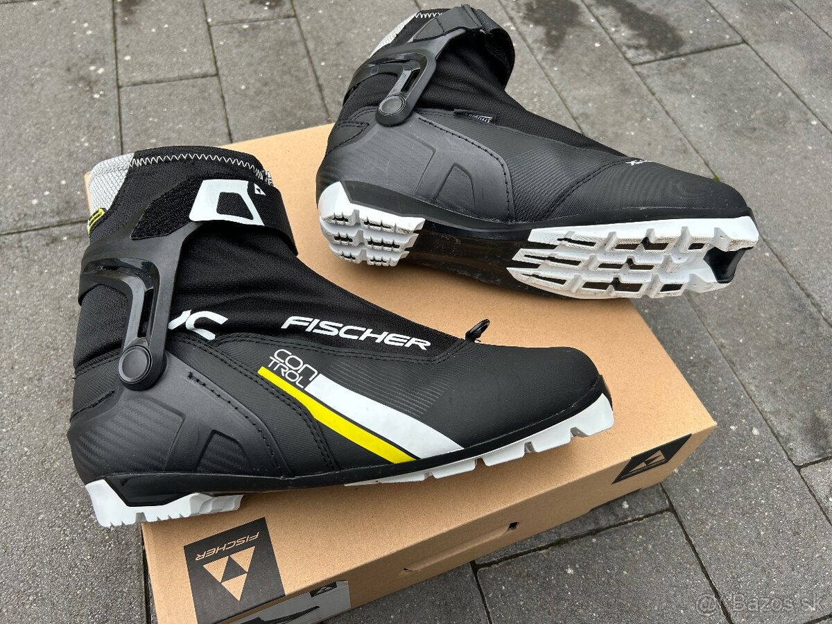 Topánky na bežky Fischer XC Control, veľkosť 42 (8 UK, 9 US,