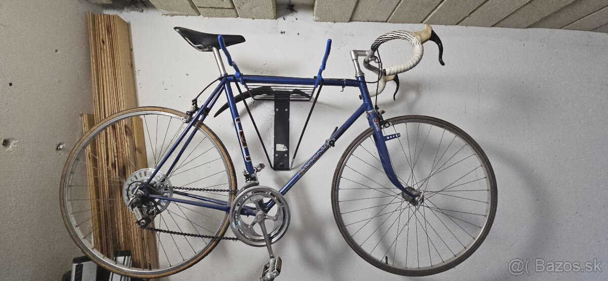 predám pôvodný Favorit