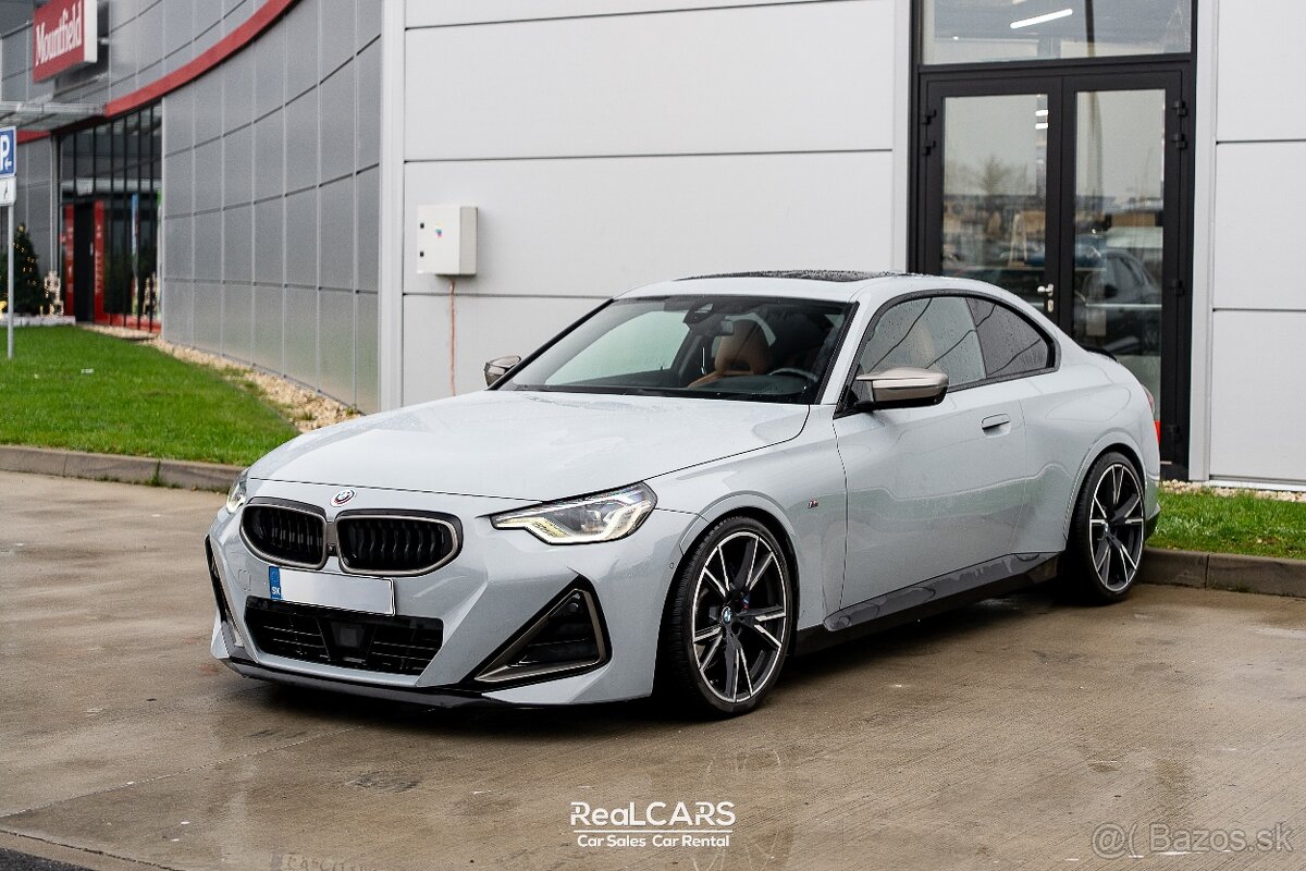 BMW M240i xDrive
