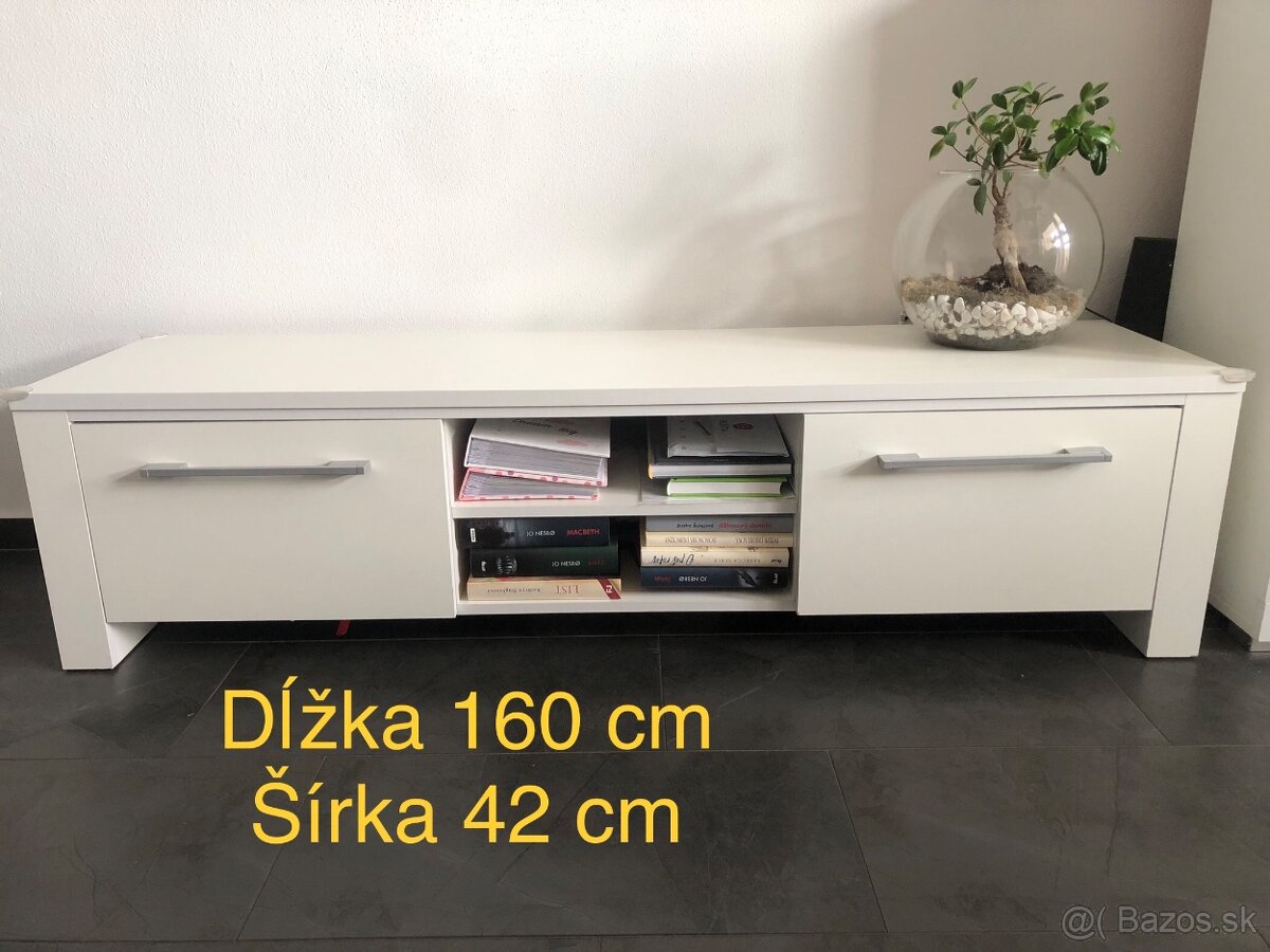 Tv stolík