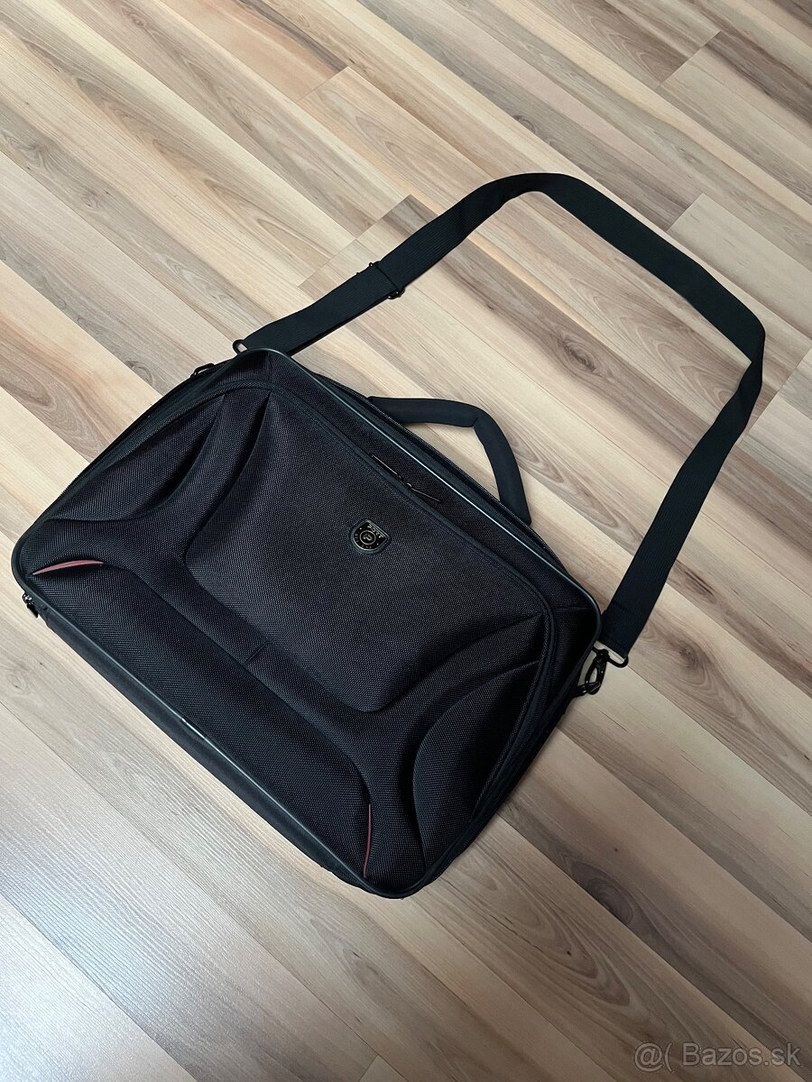 Predám tašku na notebook Port Design