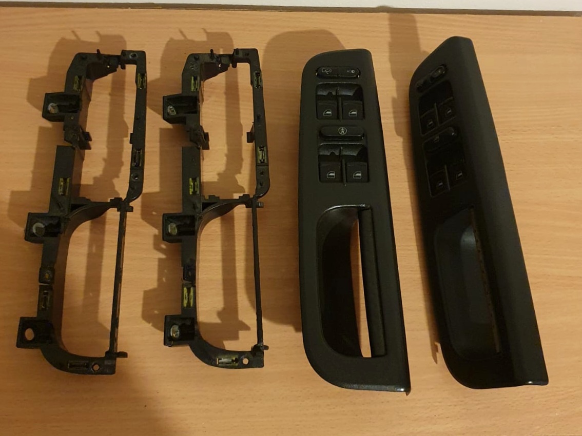 Madlo dverí octavia 1