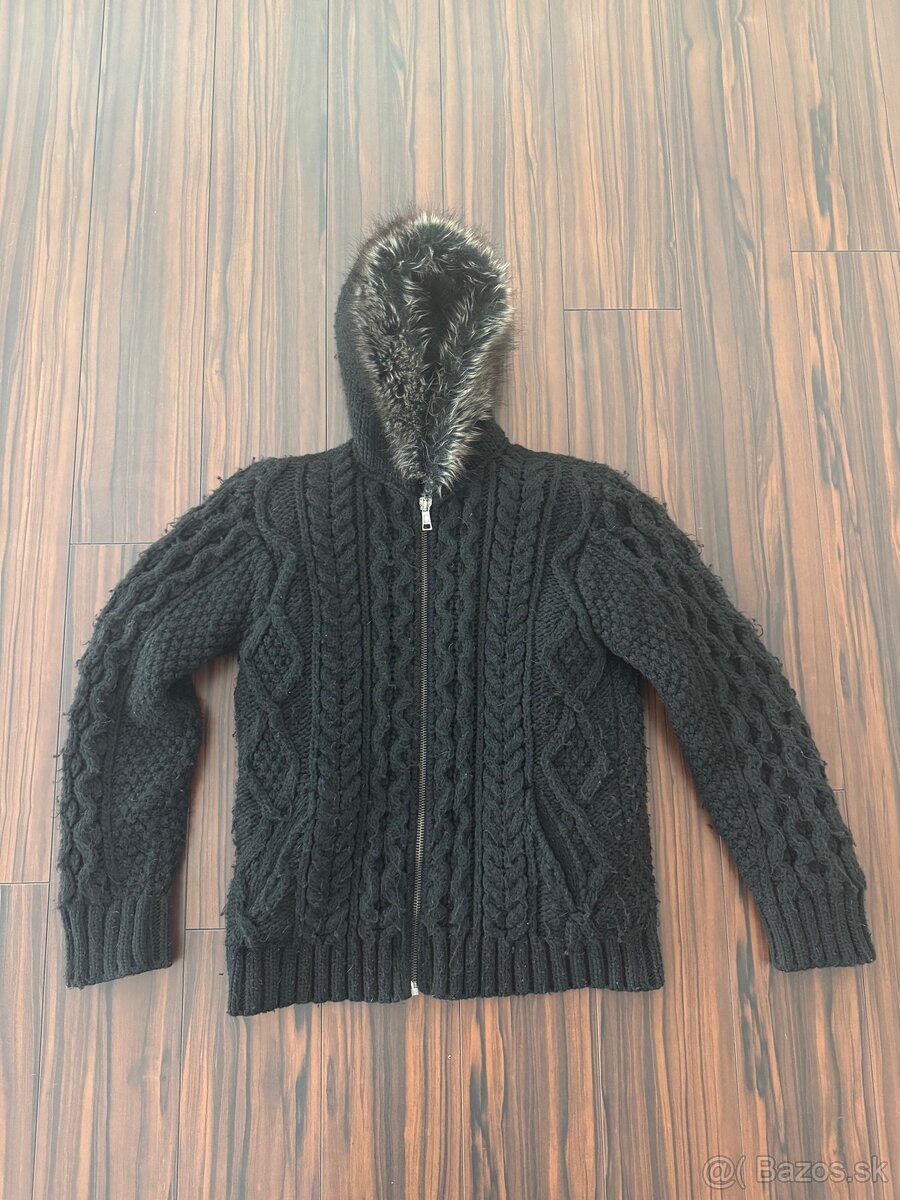 Zimna bunda - sveter.
