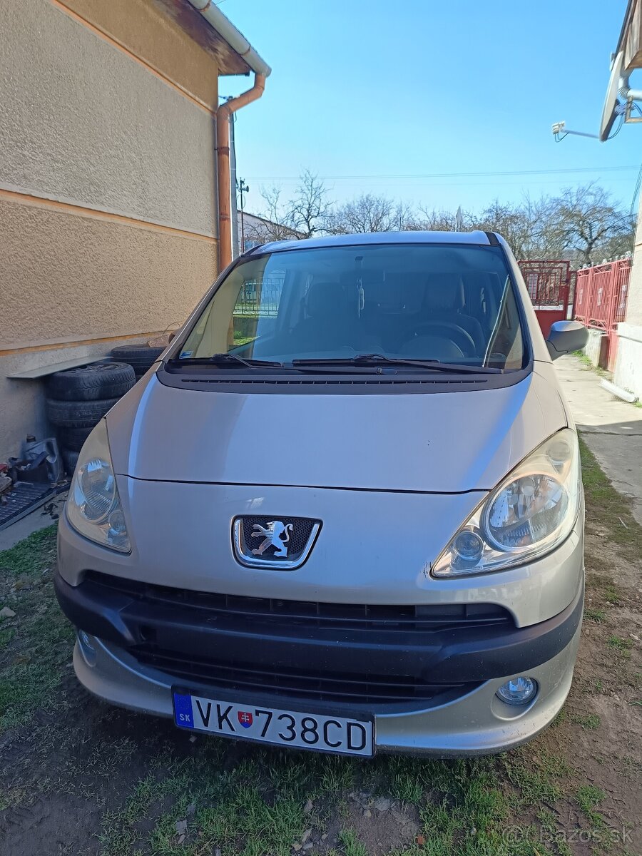 Peugeot 1007