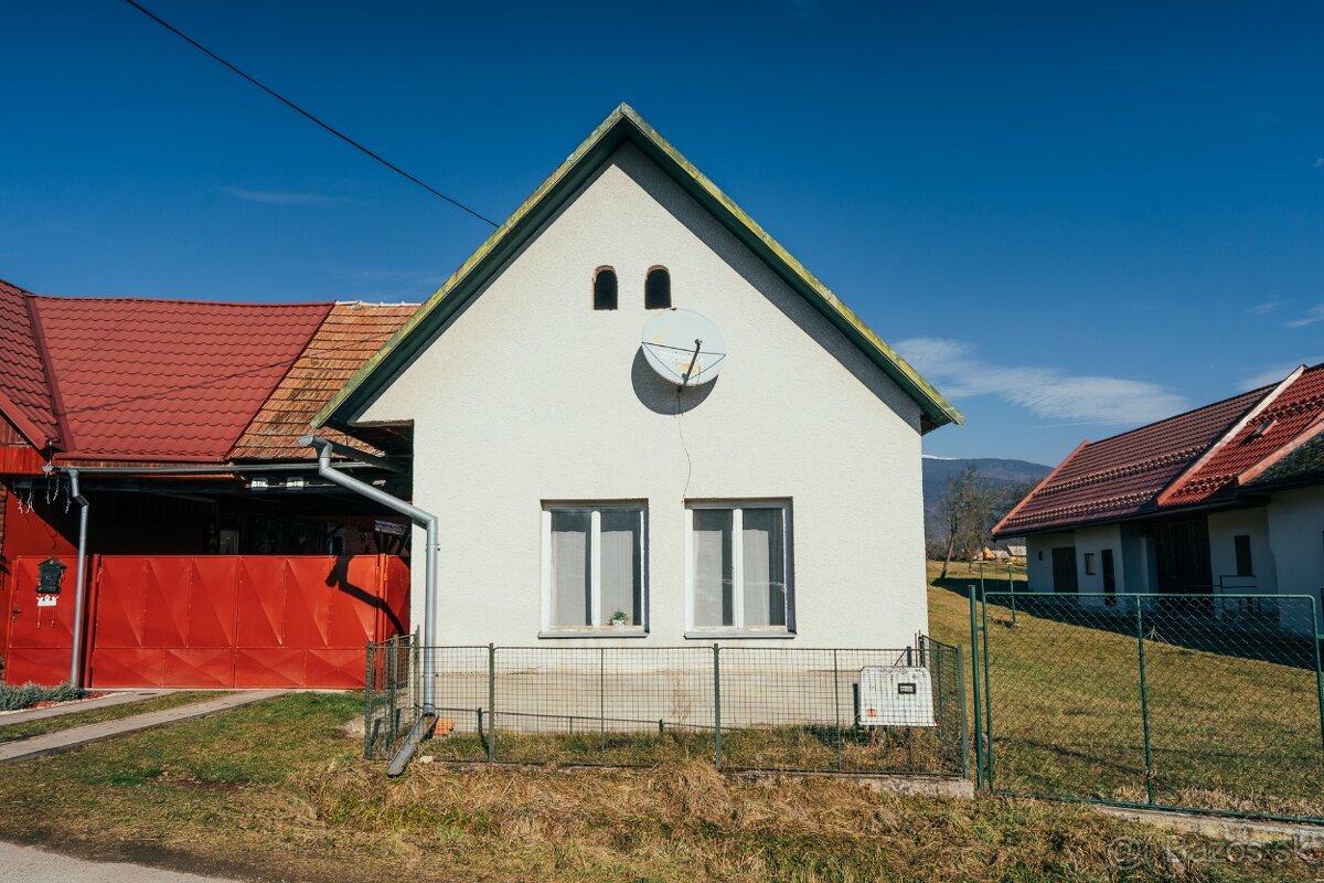 Chalupa na predaj v obci Jasenie
