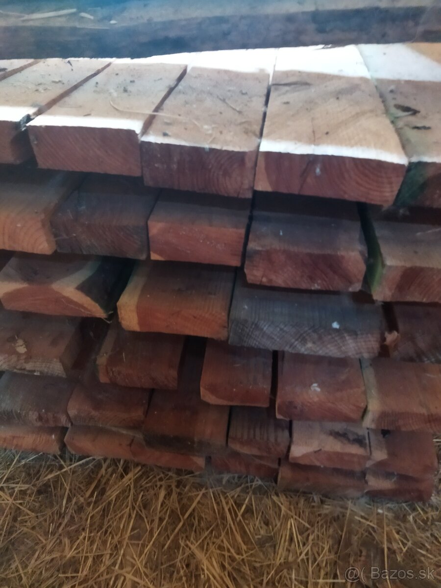 Červený smrek