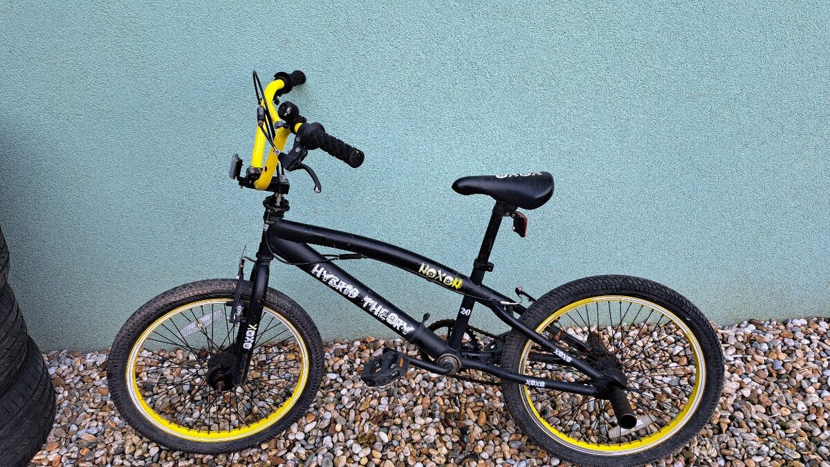 Bicykel BMX