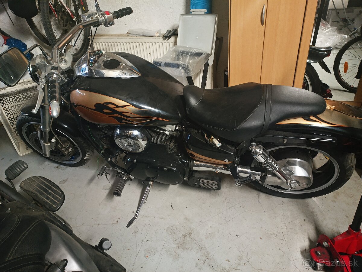 Suzuki marauder vz1600