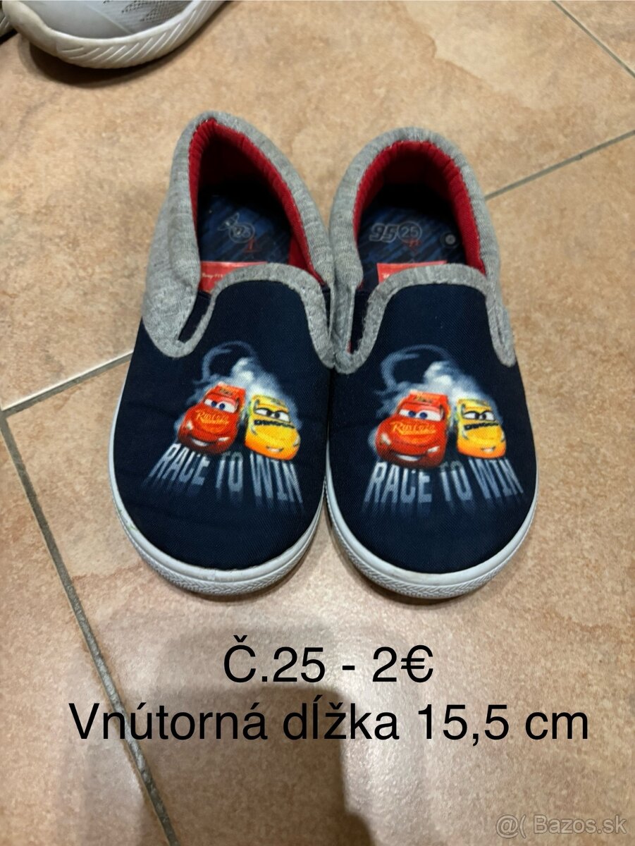 Chlapčenské papuče / prezuvky
