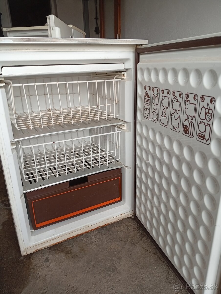 Mraznička Calex 84x59 cm