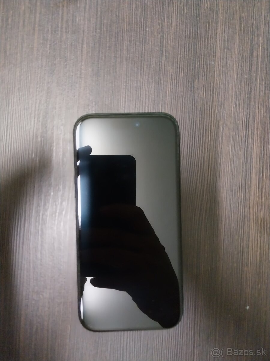 iPhone 15