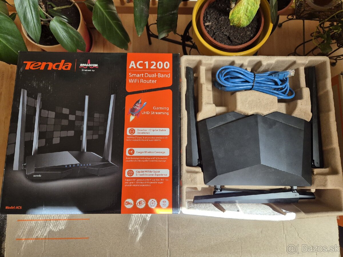 Wifi router / extender
