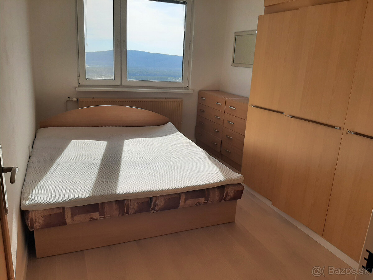 Prenajom 3i bytu so samostatnymi miestnostami Veternicova