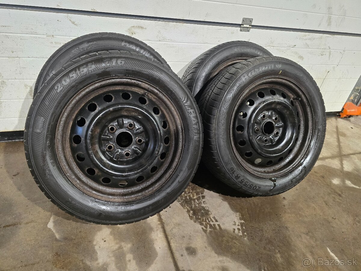 Zimná Sada Toyota 5x114,3 +205/55 R16