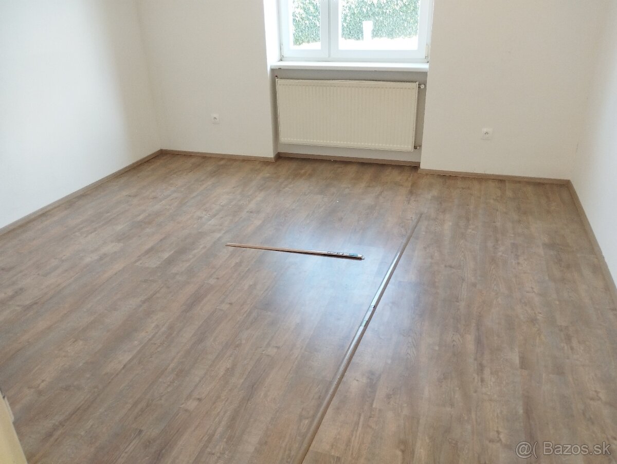 Prenájom Rodinný dom 4kk v Holíč