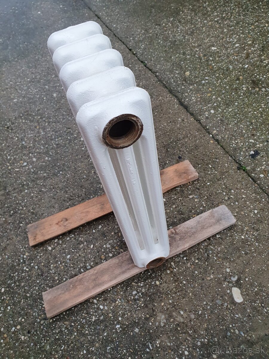 Liatinový radiátor