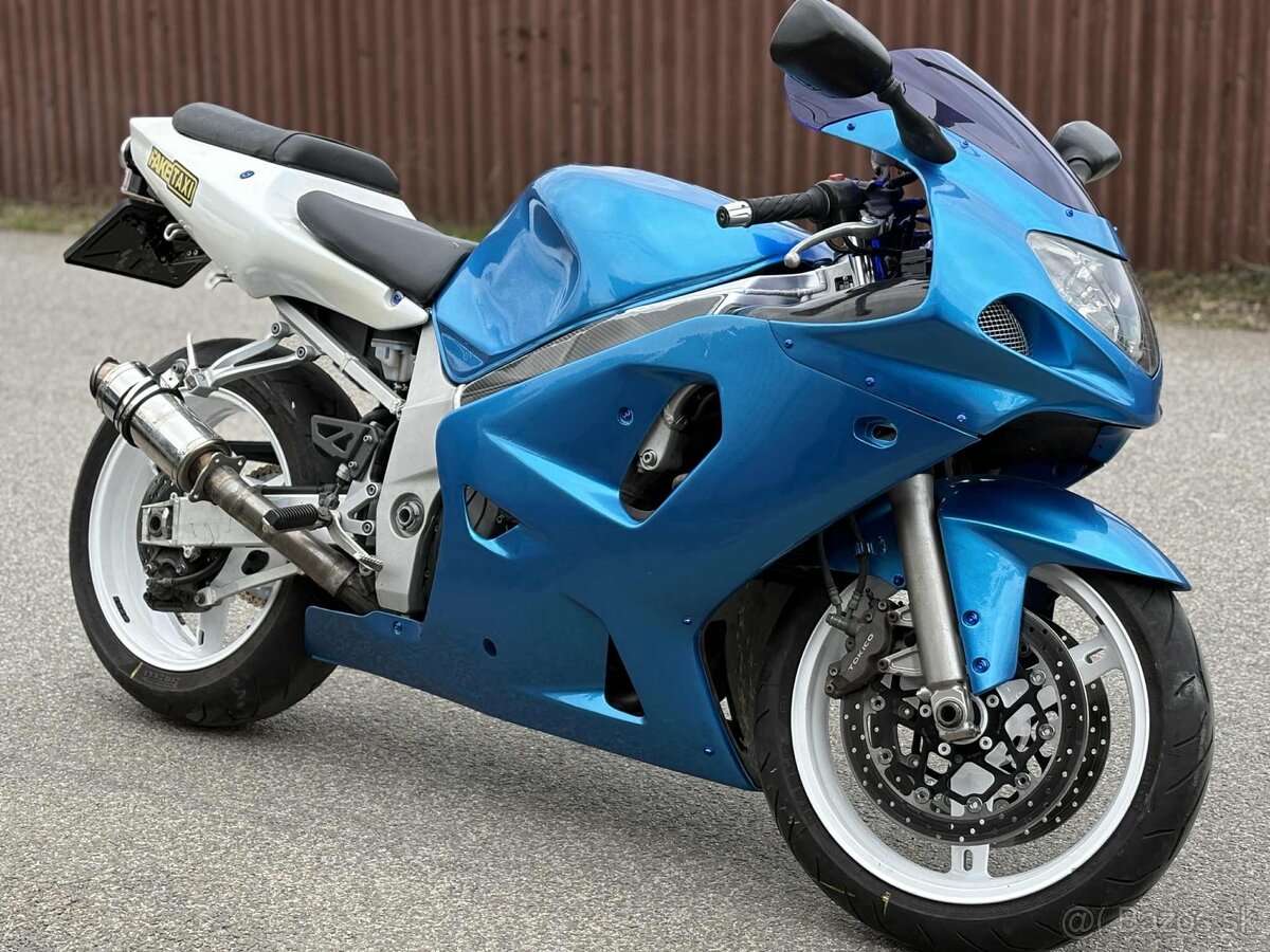 Suzuki GSX-R 600 K2 (2001)