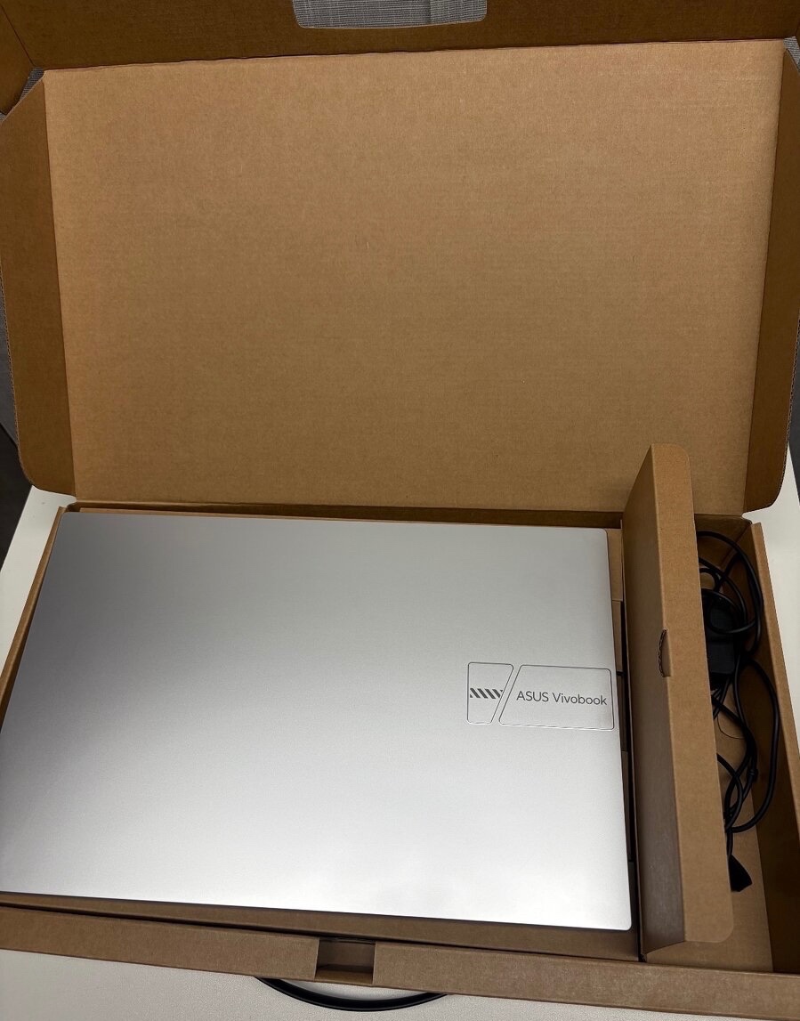 ASUS Vivobook X1504V - nový