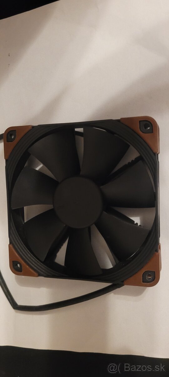 Predám ventilátor NOCTUA NF-F12 industrialPPC-2000 PWM