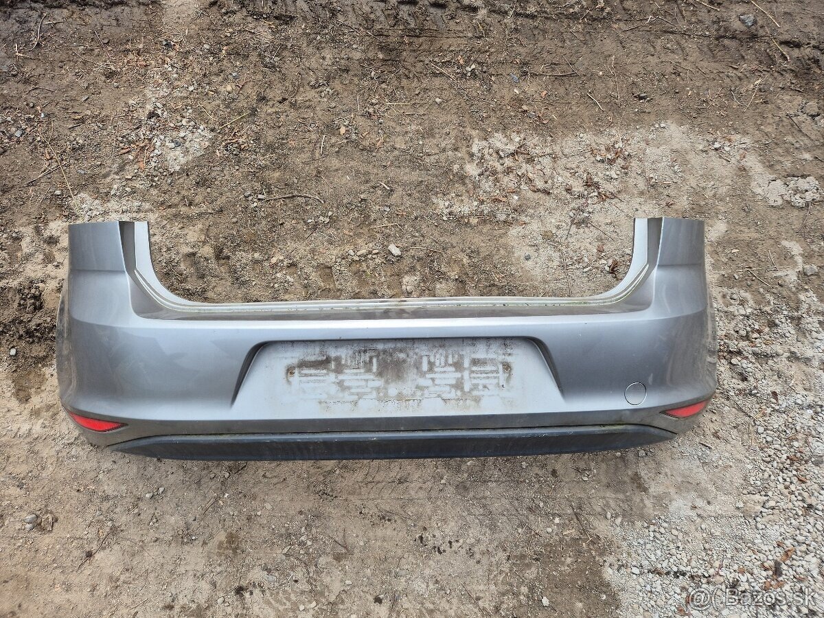 Predám zadný nárazník pre Volkswagen Golf 7 VII krátky