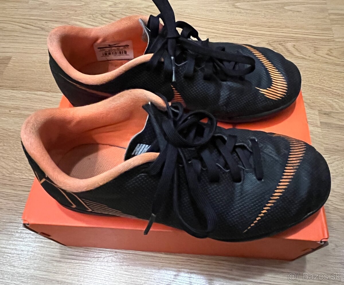 Predám detské kopačky Nike, veľkosť 33