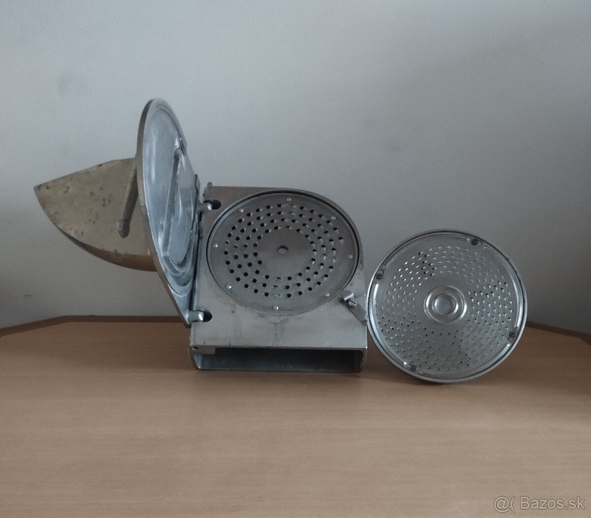 Struhač,Rezač,Krajáč Na Robot Alba RE-22 Posielame Aj Poštou
