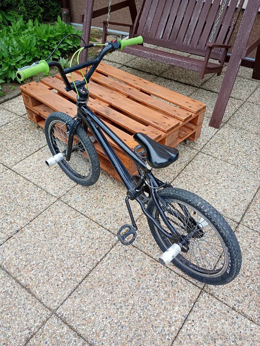 Predám bicykel BMX