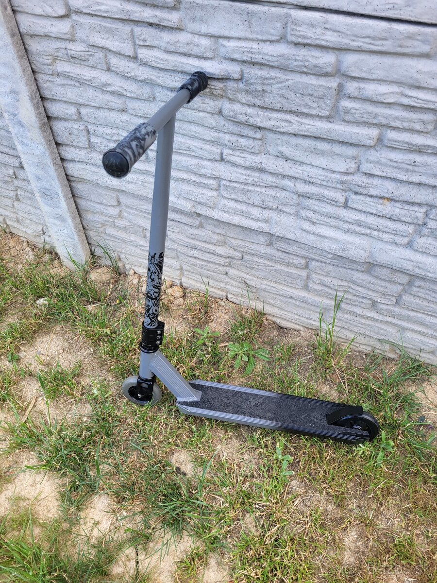 Kolobezka na skakanie