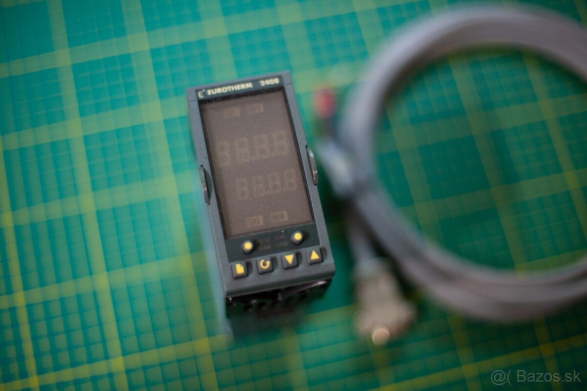 Regulátor teploty EUROTHERM 2408