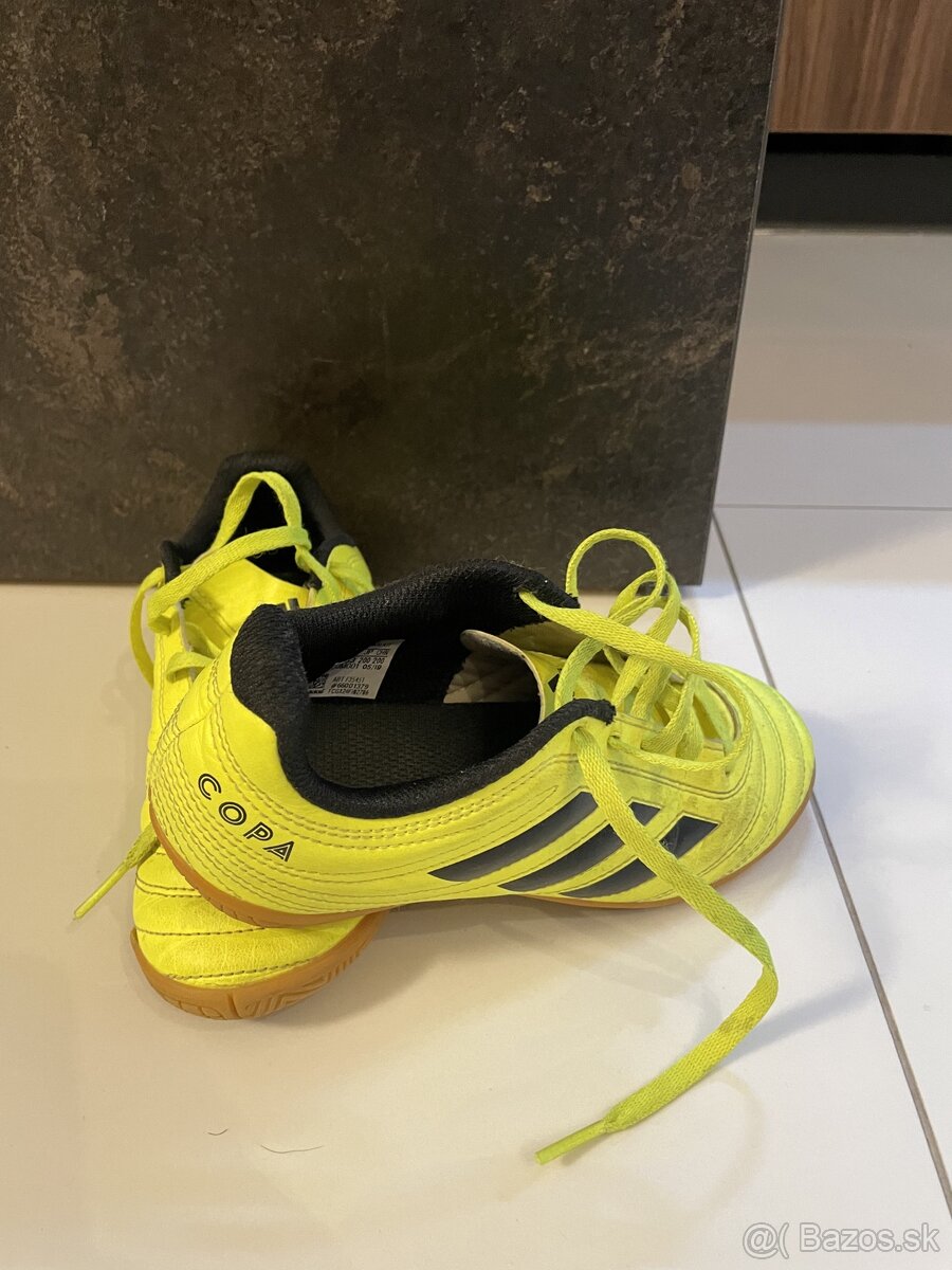 Halovky adidas 33