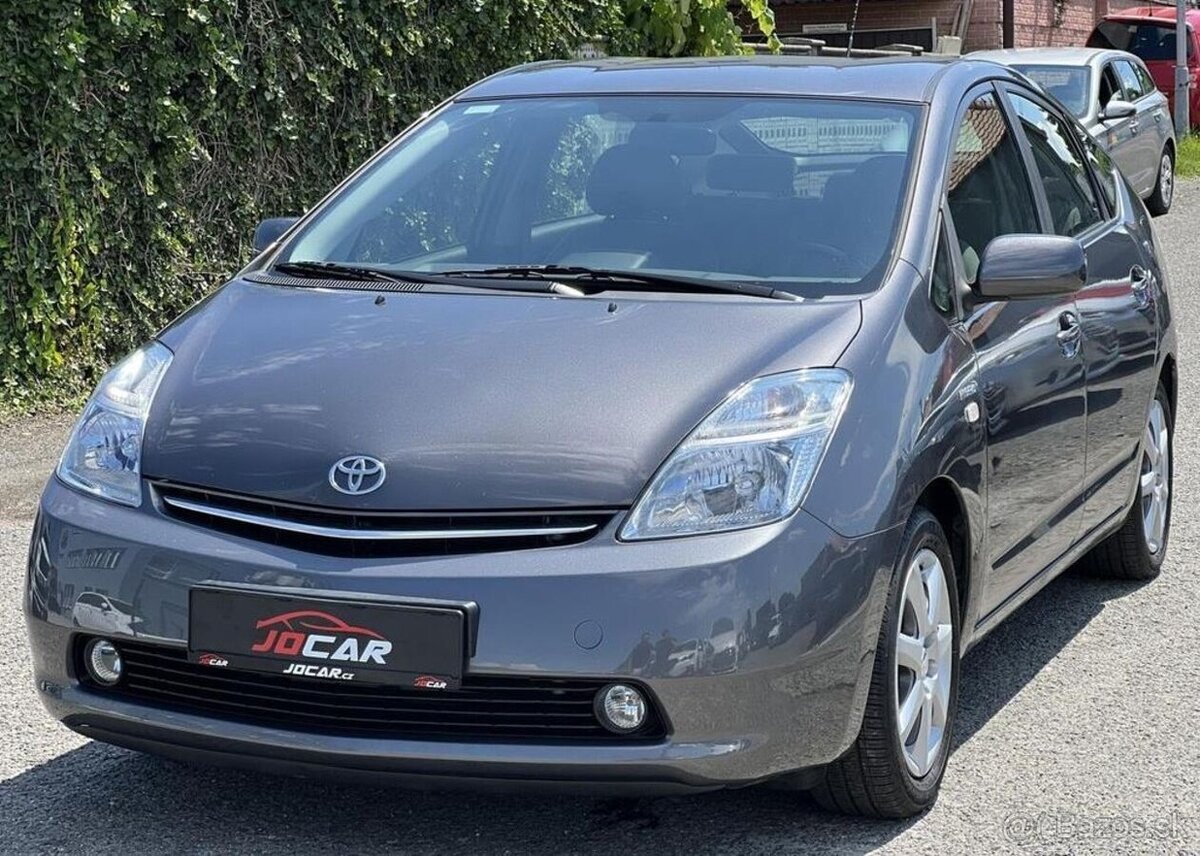 Toyota Prius 1.5i HYBRID AUTOMAT KLIMA ALU hybridní automat