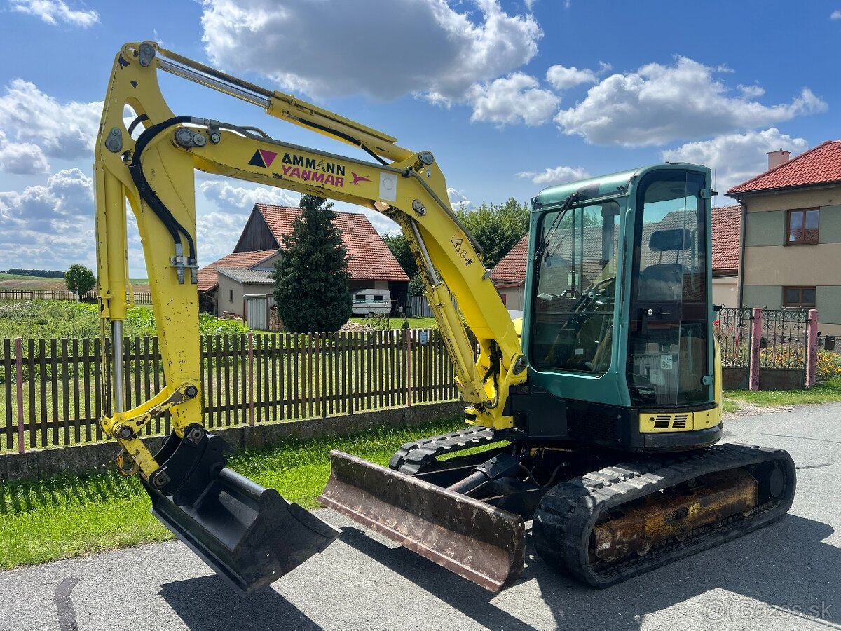 Mini bagr Yanmar VIO 50 bez přesahu zádě