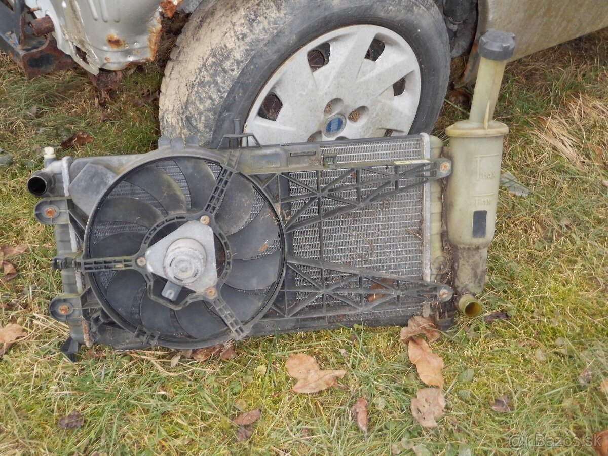 Predám na Fiat Punto II 1.2, 3dv.