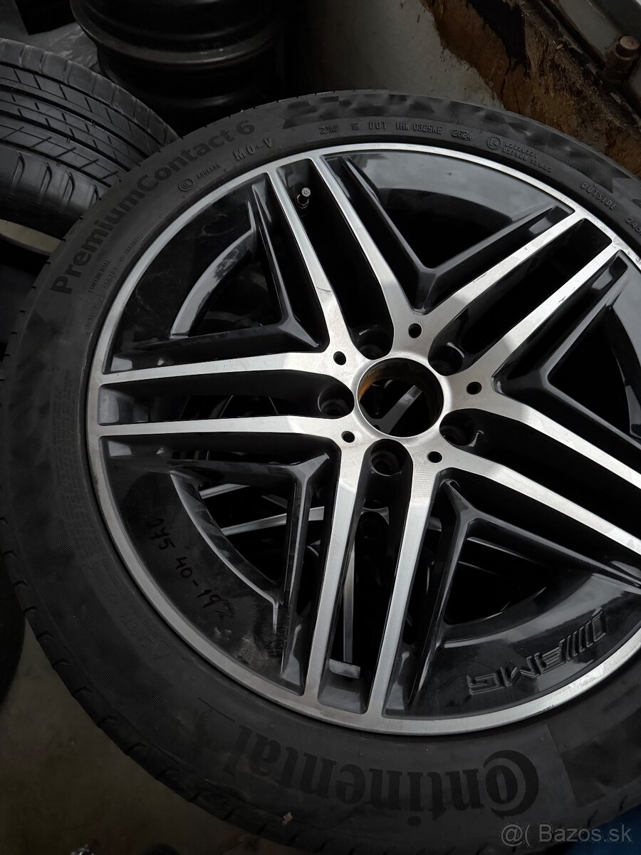 Kompletna orginalna sada AMG V CLASS 2025