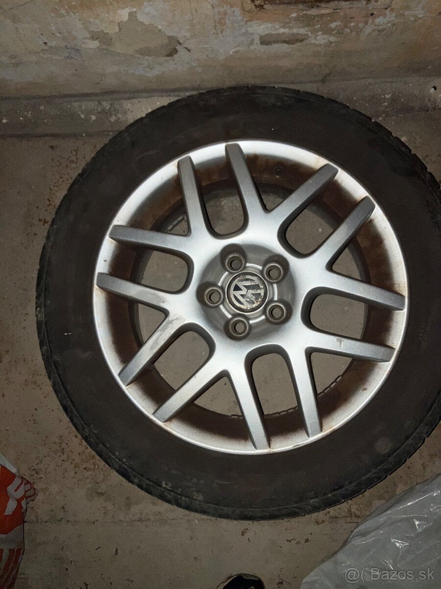 Elektróny VW Golf R16 BBS