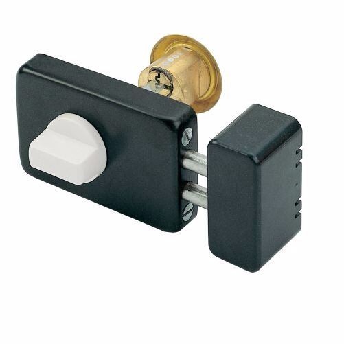 zámok vrchný stavebný FAB 1572