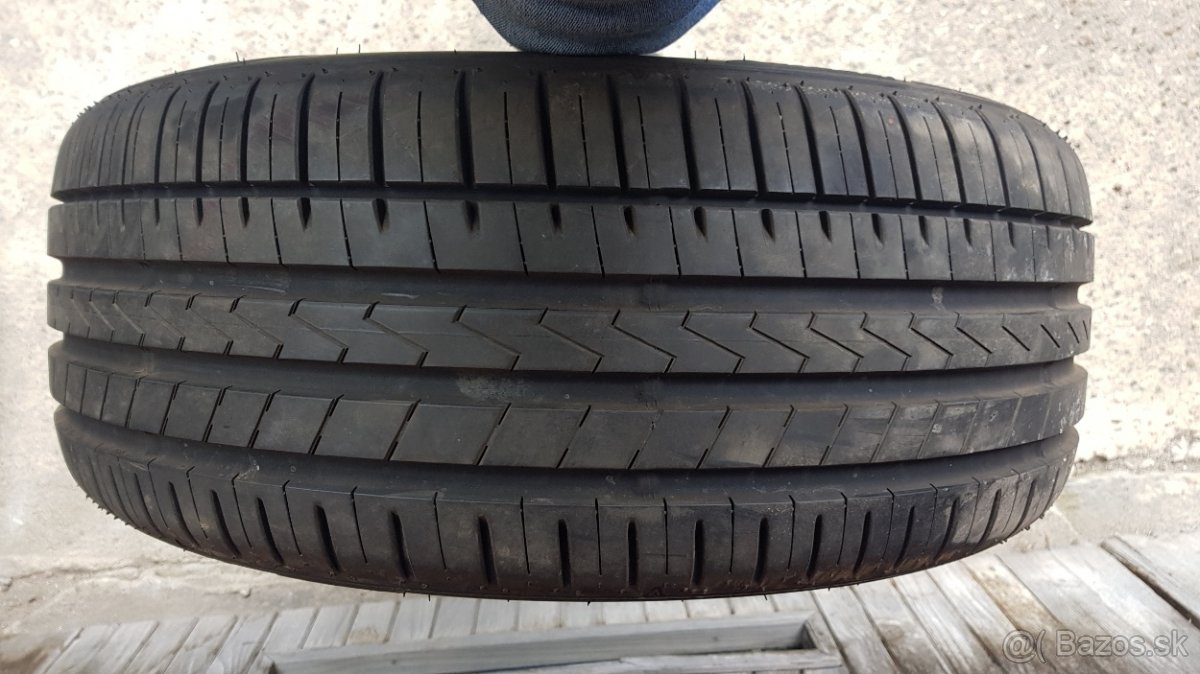 PNEU FALKEN AZENIS FK510 215 45 17 91Y 8mm