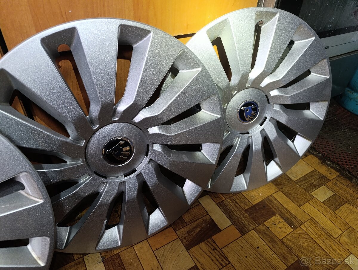 Predam puklice škoda Octavia 2 r16