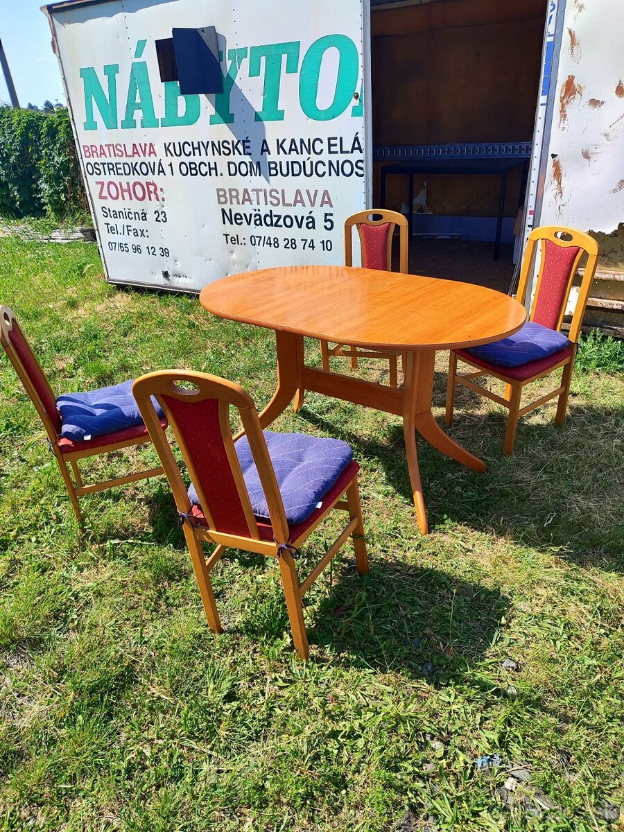 Stôl+4stolicky