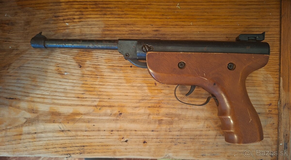 Krátka vzduchovka 5.5 cal.