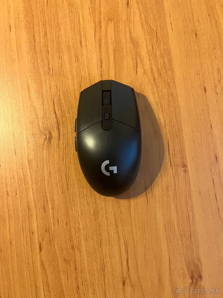 Logitech myš