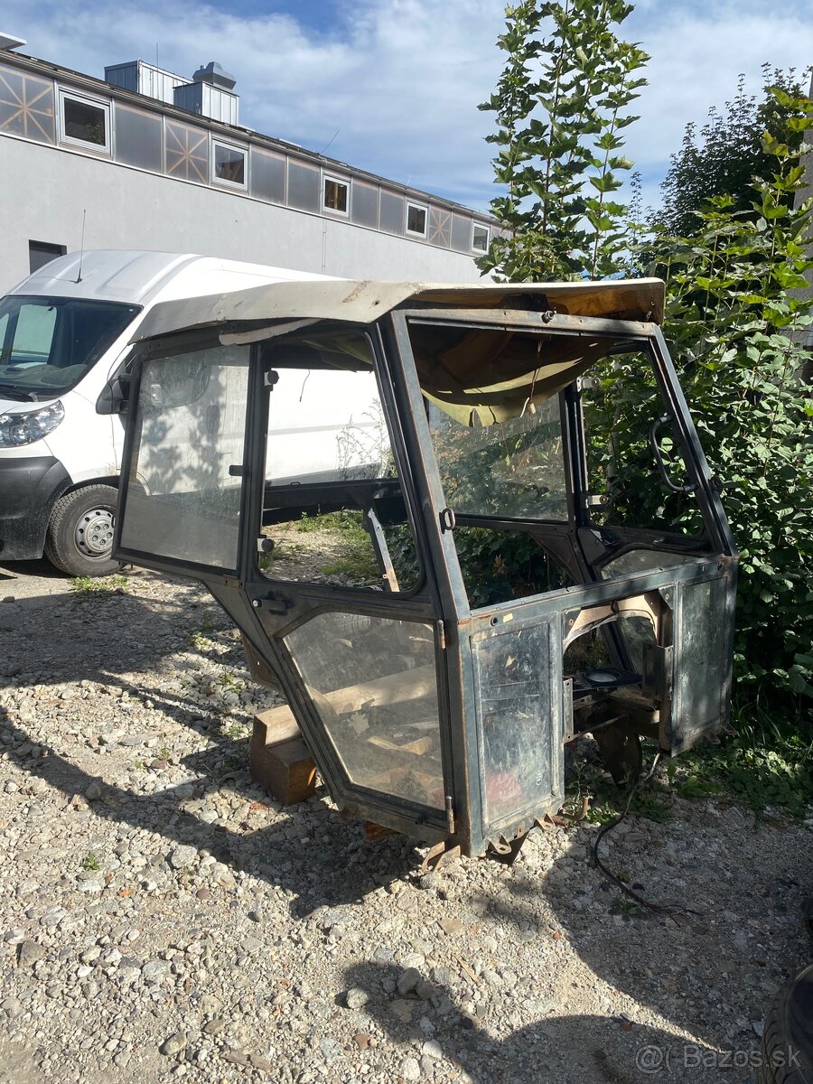 Zetor 72 kabína