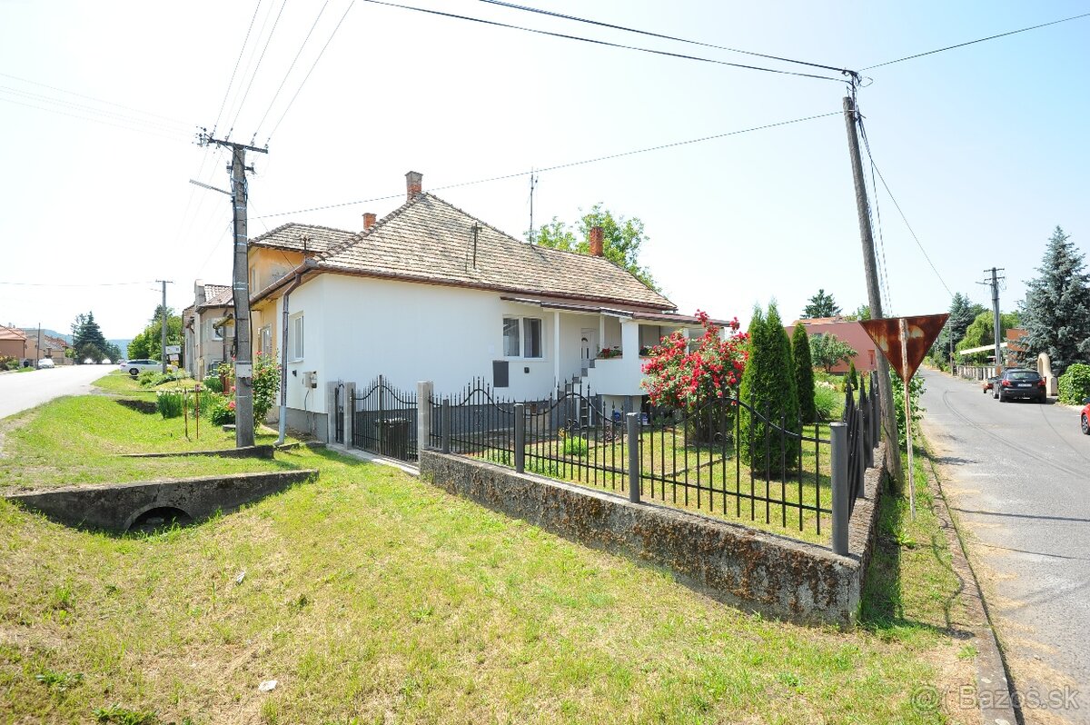 ÚTULNÝ PREROBENÝ 2-IZBOVÝ RODINNÝ DOM – BISKUPICE