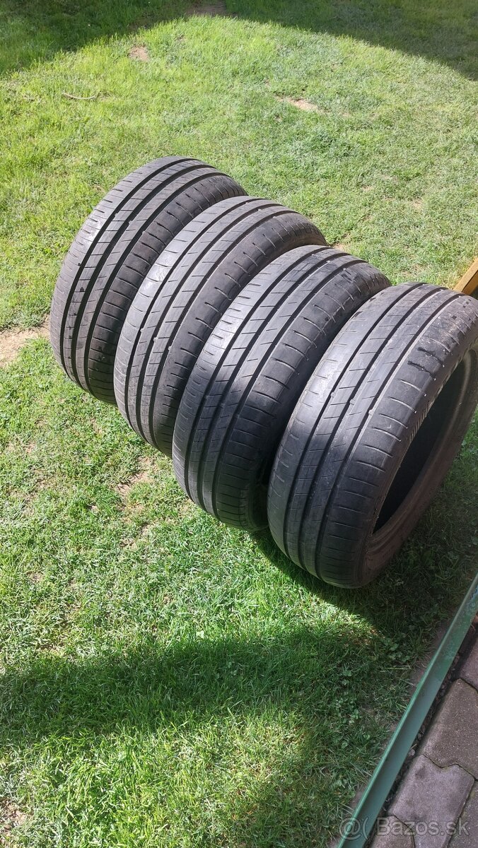 GOOD YEAR 185/60 r15