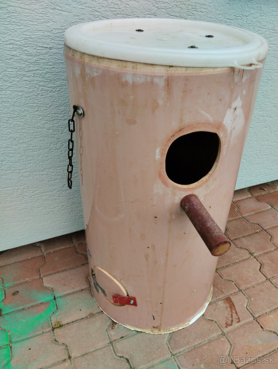 Búdka pre vedcie vtáky...