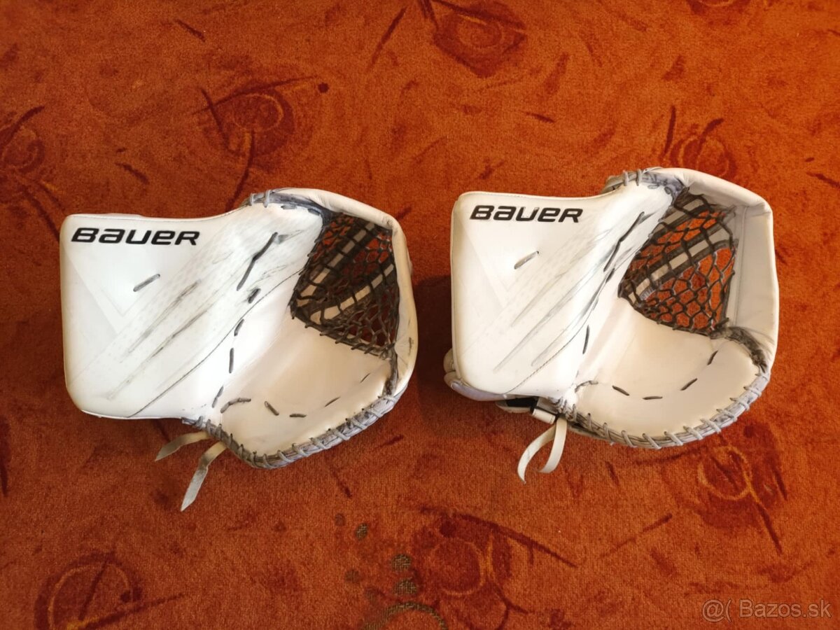Brankárska lapačka Bauer Vapor Hyperlite (1. rada), 2 kusy