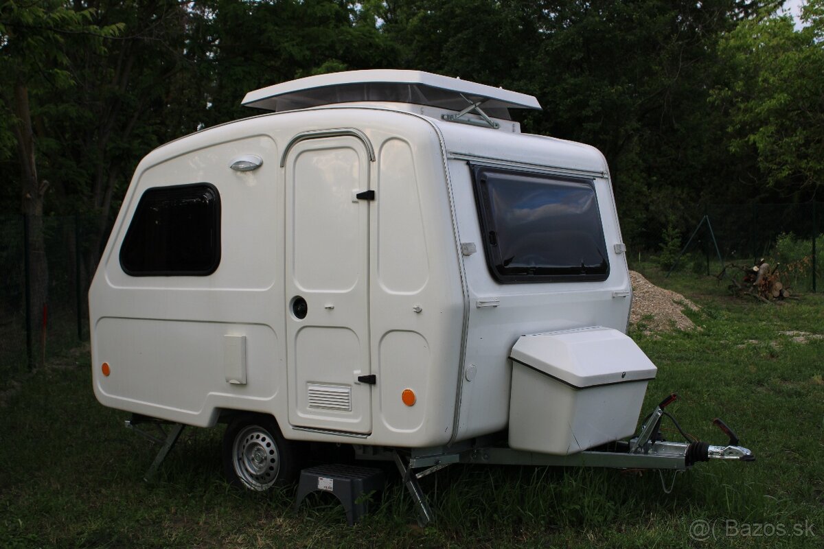 Karavan Niewiadow N126D