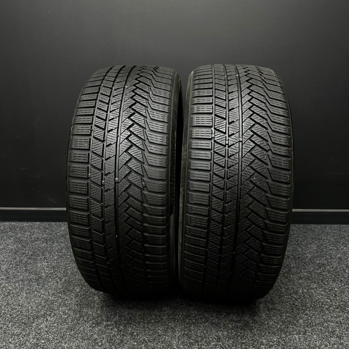 2ks pneu Continental 255/40/21 102V